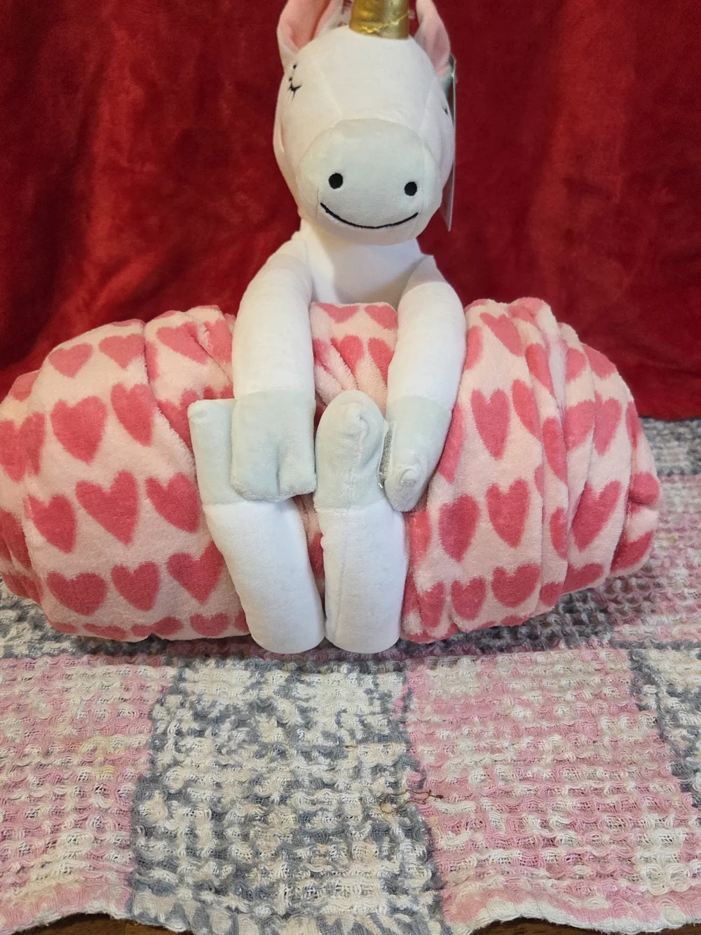 Pillowfort White Unicorn Plush with Pink Heart Throw